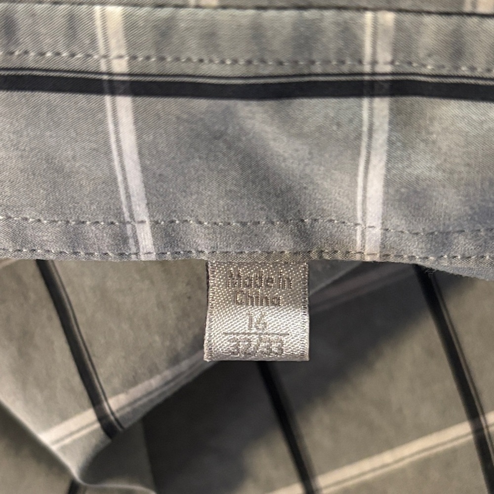 Calvin Klein Gray Plaid Men's Shirt - Picture 5 of 6